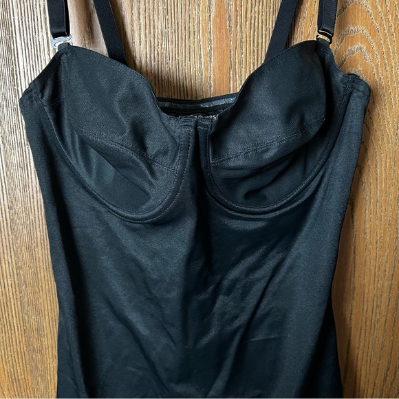 Women’s Nancy Ganz BodySlimmers Size 38C, Black, EUC - Picture 4 of 4